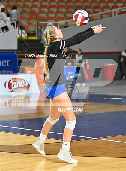 Thumbnail 2 in Valley Christian vs. Snowflake (AIA 3A Final) photogallery.