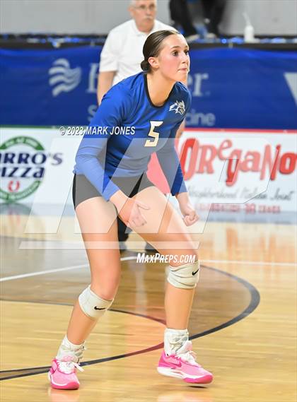 Thumbnail 2 in Valley Christian vs. Snowflake (AIA 3A Final) photogallery.
