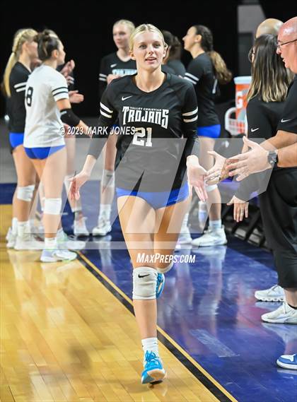 Thumbnail 3 in Valley Christian vs. Snowflake (AIA 3A Final) photogallery.