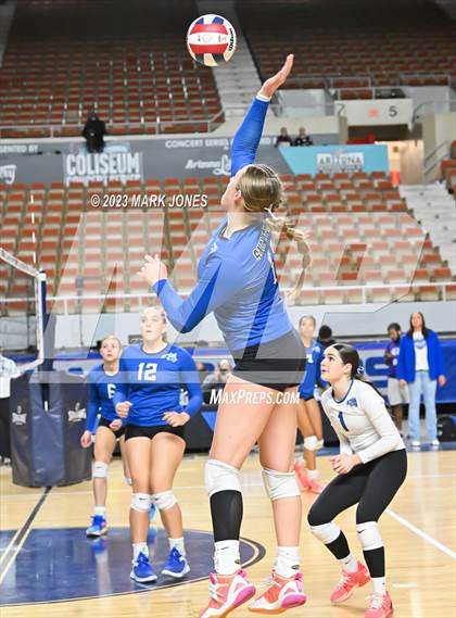 Thumbnail 2 in Valley Christian vs. Snowflake (AIA 3A Final) photogallery.