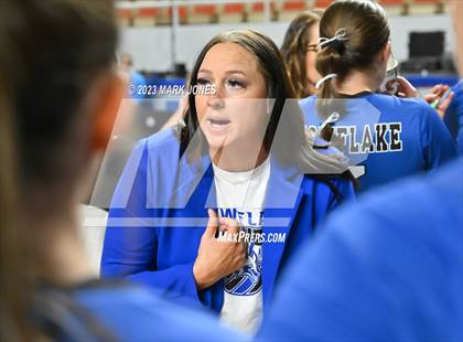 Thumbnail 3 in Valley Christian vs. Snowflake (AIA 3A Final) photogallery.