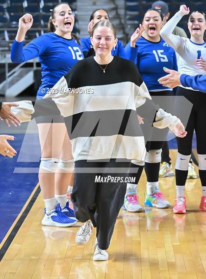 Thumbnail 2 in Valley Christian vs. Snowflake (AIA 3A Final) photogallery.