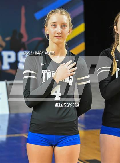 Thumbnail 2 in Valley Christian vs. Snowflake (AIA 3A Final) photogallery.