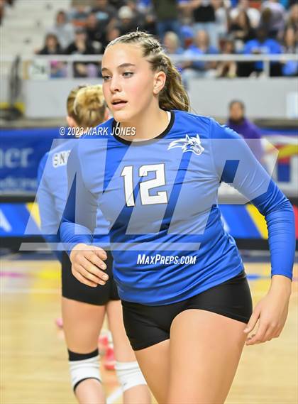 Thumbnail 2 in Valley Christian vs. Snowflake (AIA 3A Final) photogallery.