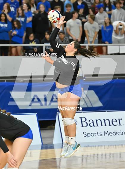 Thumbnail 2 in Valley Christian vs. Snowflake (AIA 3A Final) photogallery.