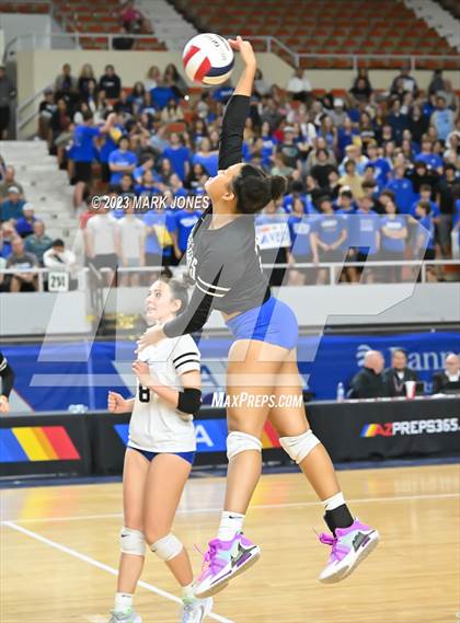 Thumbnail 2 in Valley Christian vs. Snowflake (AIA 3A Final) photogallery.