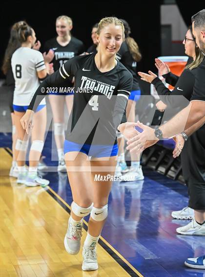 Thumbnail 3 in Valley Christian vs. Snowflake (AIA 3A Final) photogallery.