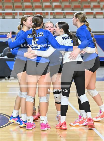 Thumbnail 2 in Valley Christian vs. Snowflake (AIA 3A Final) photogallery.