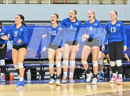 Thumbnail 2 in Valley Christian vs. Snowflake (AIA 3A Final) photogallery.
