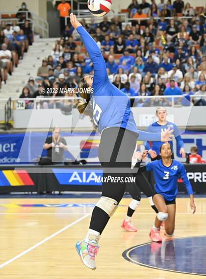 Thumbnail 1 in Valley Christian vs. Snowflake (AIA 3A Final) photogallery.