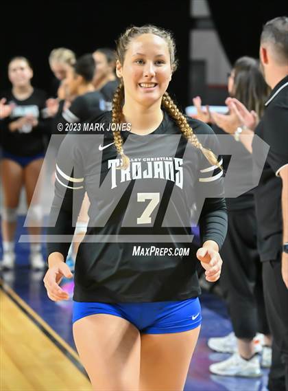 Thumbnail 3 in Valley Christian vs. Snowflake (AIA 3A Final) photogallery.