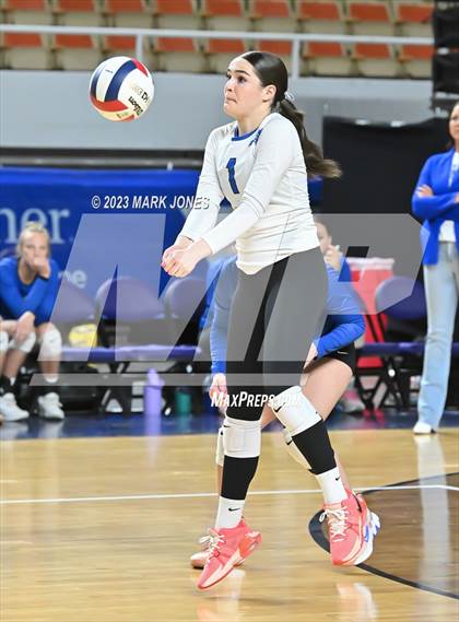 Thumbnail 1 in Valley Christian vs. Snowflake (AIA 3A Final) photogallery.
