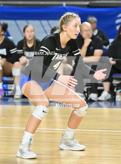 Thumbnail 2 in Valley Christian vs. Snowflake (AIA 3A Final) photogallery.