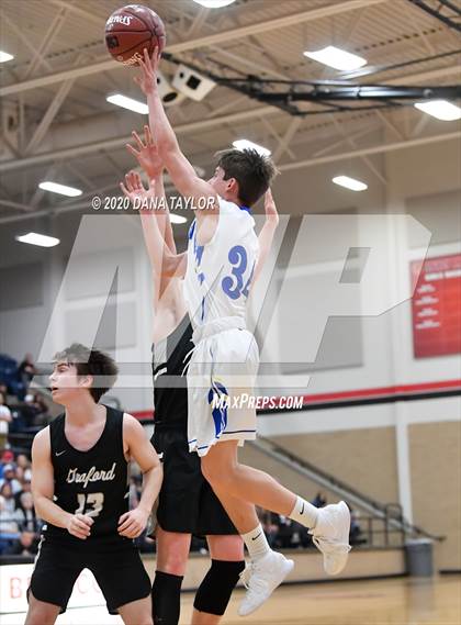 Thumbnail 2 in Graford vs. Lipan (UIL 1A Regional Semifinal) photogallery.