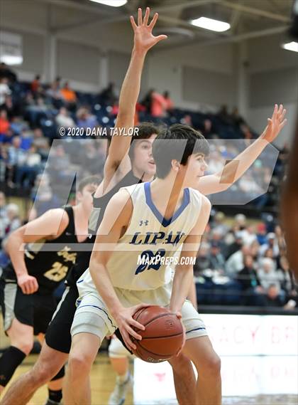 Thumbnail 1 in Graford vs. Lipan (UIL 1A Regional Semifinal) photogallery.