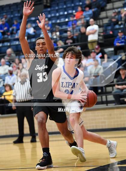 Thumbnail 1 in Graford vs. Lipan (UIL 1A Regional Semifinal) photogallery.