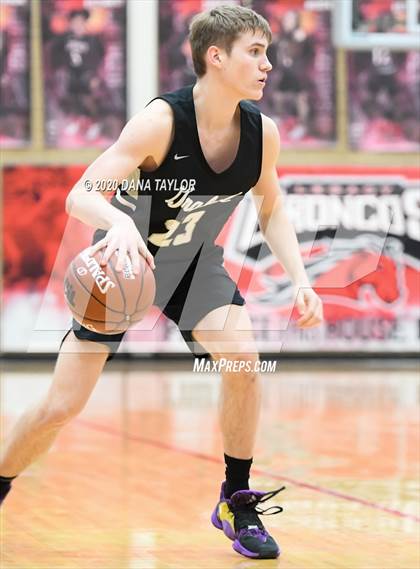 Thumbnail 1 in Graford vs. Lipan (UIL 1A Regional Semifinal) photogallery.