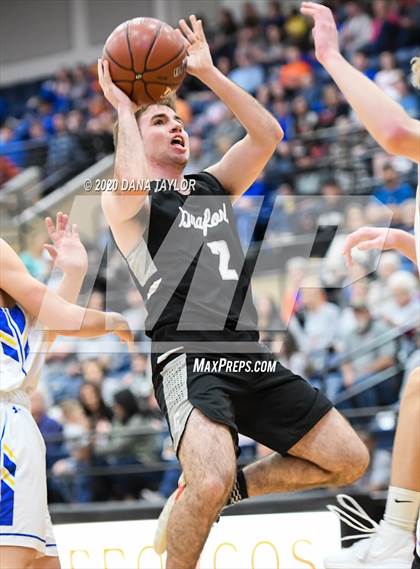 Thumbnail 3 in Graford vs. Lipan (UIL 1A Regional Semifinal) photogallery.