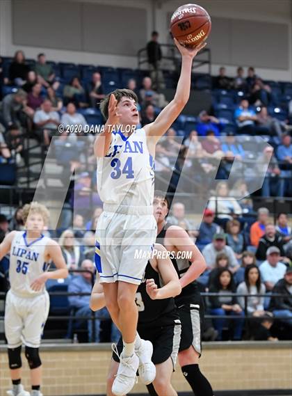 Thumbnail 1 in Graford vs. Lipan (UIL 1A Regional Semifinal) photogallery.