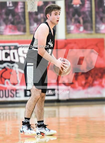 Thumbnail 3 in Graford vs. Lipan (UIL 1A Regional Semifinal) photogallery.