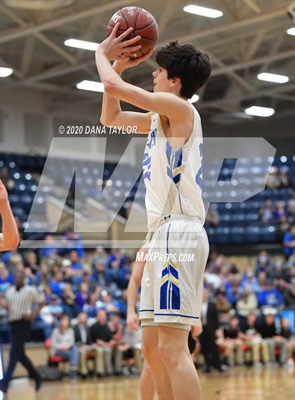 Thumbnail 2 in Graford vs. Lipan (UIL 1A Regional Semifinal) photogallery.