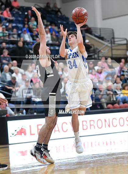 Thumbnail 3 in Graford vs. Lipan (UIL 1A Regional Semifinal) photogallery.