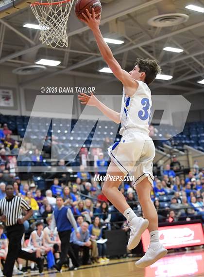 Thumbnail 1 in Graford vs. Lipan (UIL 1A Regional Semifinal) photogallery.