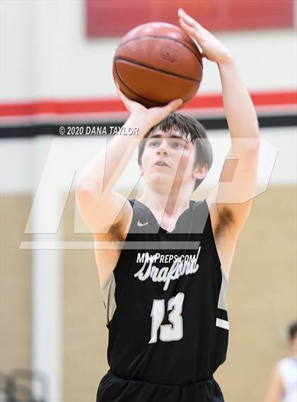 Thumbnail 1 in Graford vs. Lipan (UIL 1A Regional Semifinal) photogallery.