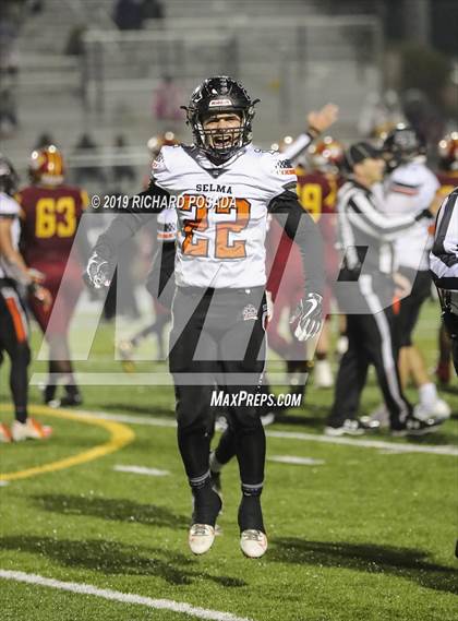 Thumbnail 3 in Selma vs. Highland (CIF SoCal Regional D4-AA Final) photogallery.