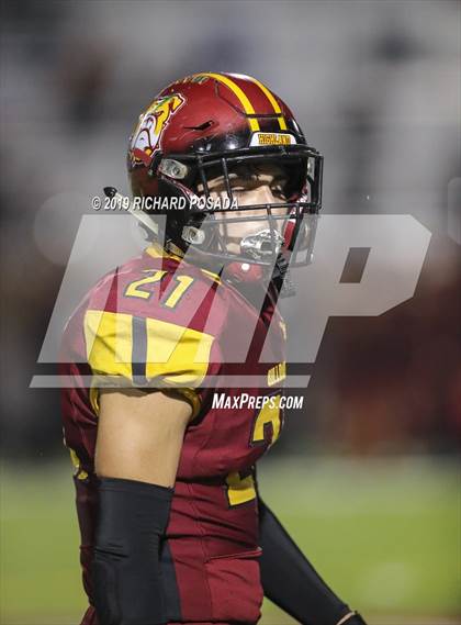 Thumbnail 2 in Selma vs. Highland (CIF SoCal Regional D4-AA Final) photogallery.