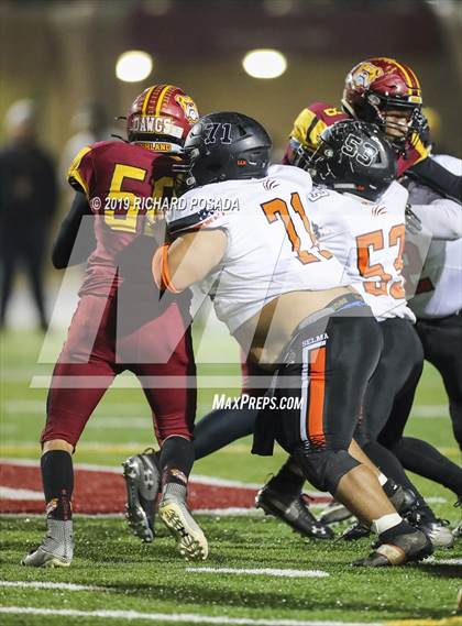 Thumbnail 1 in Selma vs. Highland (CIF SoCal Regional D4-AA Final) photogallery.