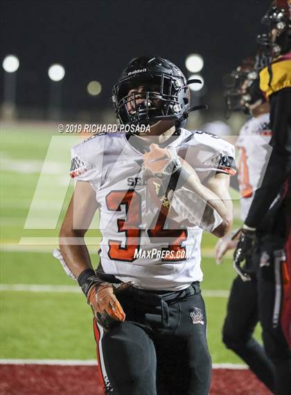 Thumbnail 3 in Selma vs. Highland (CIF SoCal Regional D4-AA Final) photogallery.