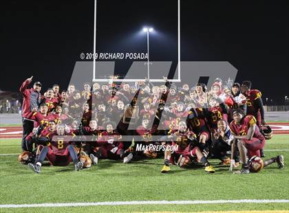 Thumbnail 1 in Selma vs. Highland (CIF SoCal Regional D4-AA Final) photogallery.