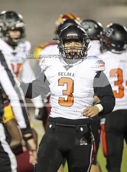 Thumbnail 2 in Selma vs. Highland (CIF SoCal Regional D4-AA Final) photogallery.