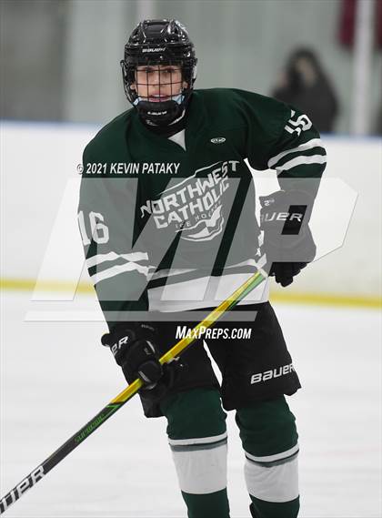 Thumbnail 2 in Northwest Catholic @ Simsbury photogallery.