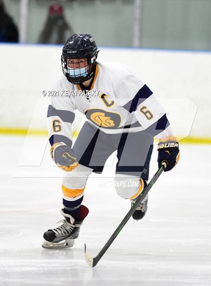 Thumbnail 1 in Northwest Catholic @ Simsbury photogallery.
