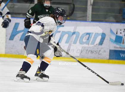Thumbnail 2 in Northwest Catholic @ Simsbury photogallery.