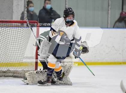 Thumbnail 2 in Northwest Catholic @ Simsbury photogallery.