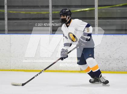 Thumbnail 1 in Northwest Catholic @ Simsbury photogallery.