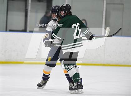 Thumbnail 3 in Northwest Catholic @ Simsbury photogallery.