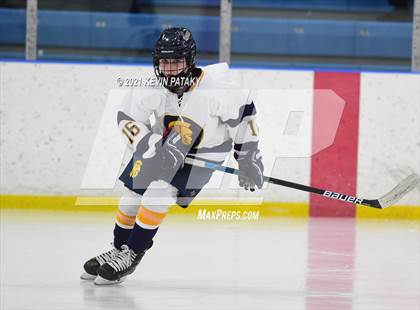 Thumbnail 2 in Northwest Catholic @ Simsbury photogallery.