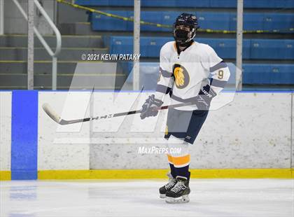 Thumbnail 1 in Northwest Catholic @ Simsbury photogallery.