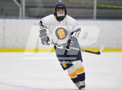 Thumbnail 2 in Northwest Catholic @ Simsbury photogallery.