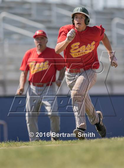 Thumbnail 3 in Williamsville East vs. Iroquois (Section 6 Class A Final) photogallery.