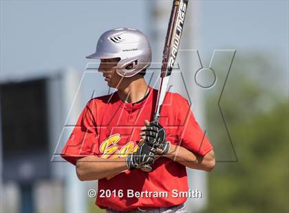 Thumbnail 2 in Williamsville East vs. Iroquois (Section 6 Class A Final) photogallery.