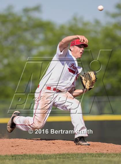 Thumbnail 1 in Williamsville East vs. Iroquois (Section 6 Class A Final) photogallery.