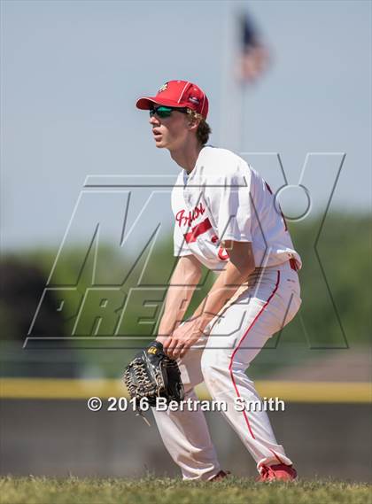 Thumbnail 3 in Williamsville East vs. Iroquois (Section 6 Class A Final) photogallery.