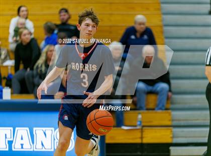 Thumbnail 1 in Norris @ Papillion-LaVista South photogallery.