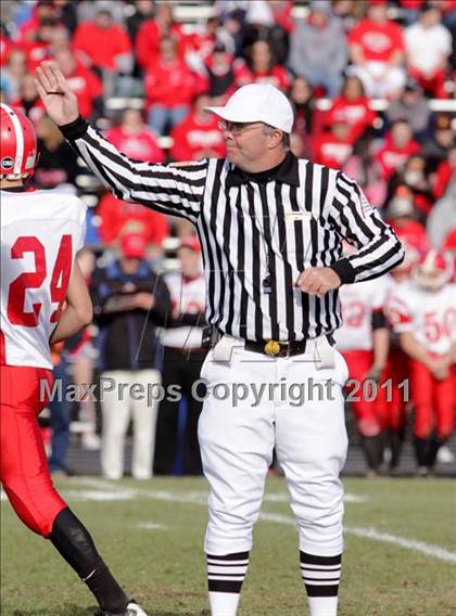 Thumbnail 3 in Dover vs Spaulding (NHIAA D2 Semifinal) photogallery.