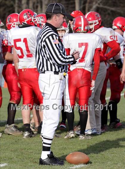 Thumbnail 2 in Dover vs Spaulding (NHIAA D2 Semifinal) photogallery.